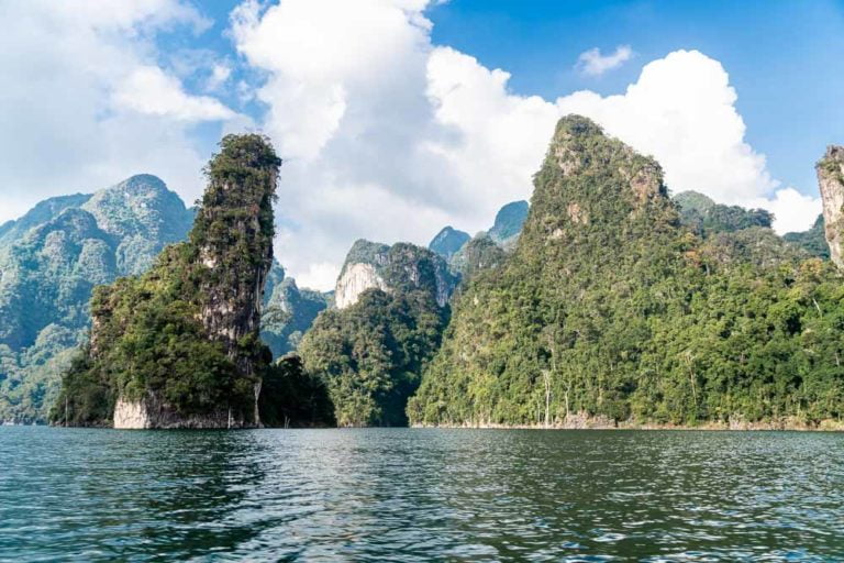 Beautiful-scenery-on-Cheow-Lan-Lake-an-amazing-thing-to-do-when-in-Khao-Sok