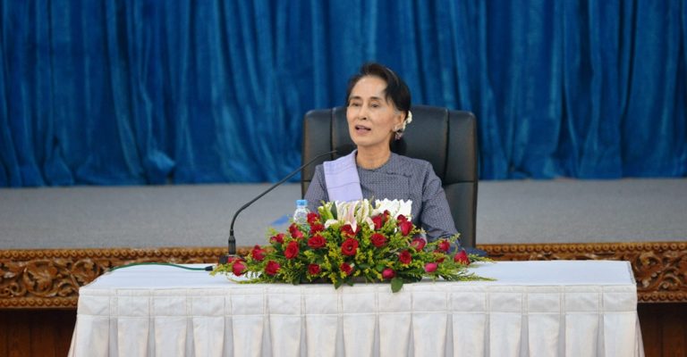 BIRMANIE-DIPLOMATIE-AUNG-SAN-SUU-KYI