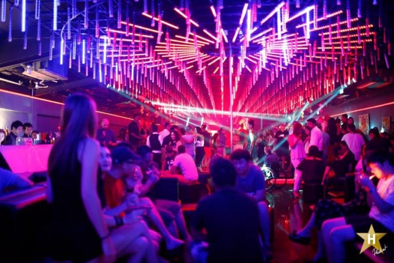 hollywood-nightclub-phuket