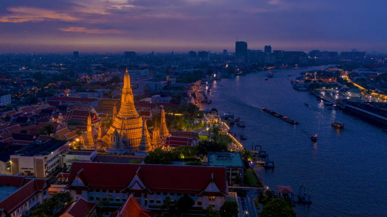 World-Night-View-Heritage-3-Wat-Arun-2048x1152-1