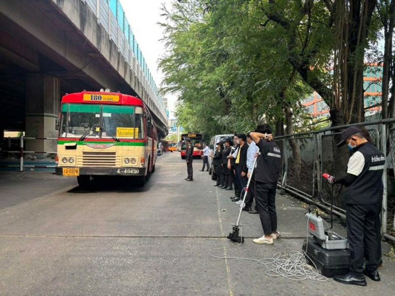 t-06-Bangkok-tightens-measures-to-reduce-PM2.5-inspects-black-smoke-from-public-buses-2-1