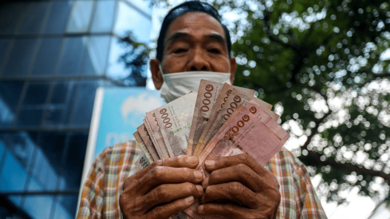 World_website_main_photo_6_d8ad713e8e