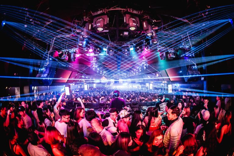 meta_b903cb6c74e5cb51695c68794f3a4325