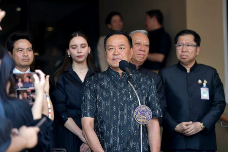 Dtbezn3nNUxytg04ayzOgJXXUwoibEB66MVB9tqtro3W56