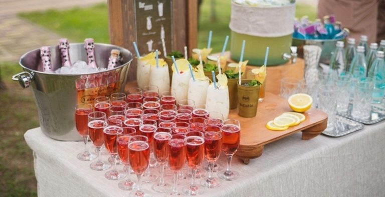 sovety-po-raschetu-kolichestva-alkogolya-i-bezalkogolnyh-napitkov-na-svadbu-10