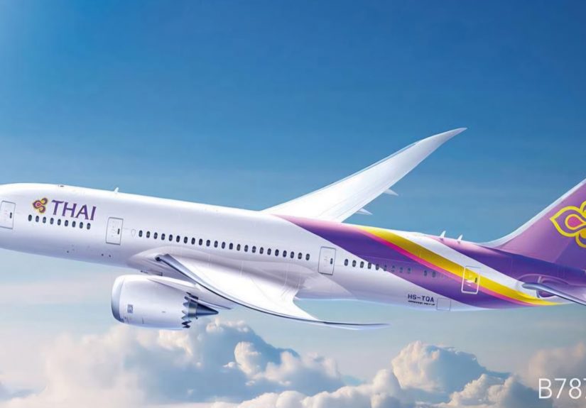 air-journal-boeing-787-8-dreamliner-en-vol-en-vol-source-thai-airways