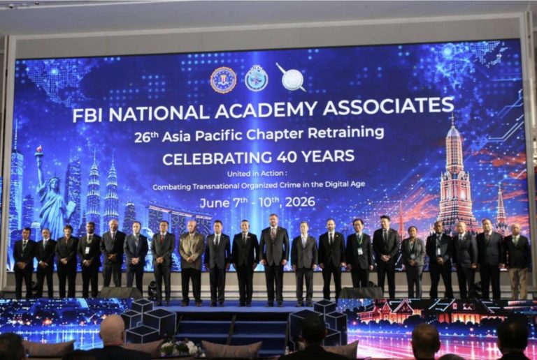 HKTLpNObQAAkPrC