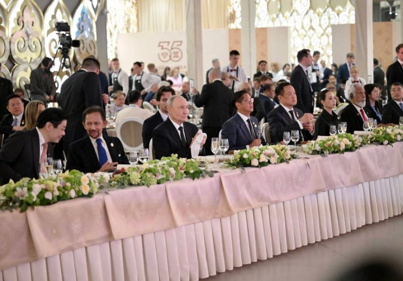 the-image-depicts-a-formal-banquet-seated-with-a-d