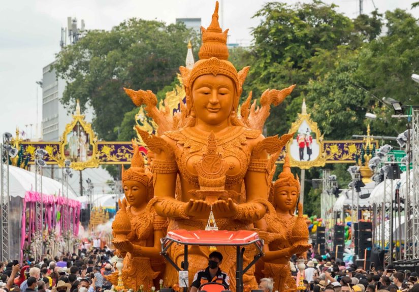 Candle-Procession-Festival-Ubon-Ratchathani-1-2048x1152